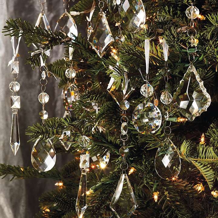 Crystals on your Christmas tree as decorations