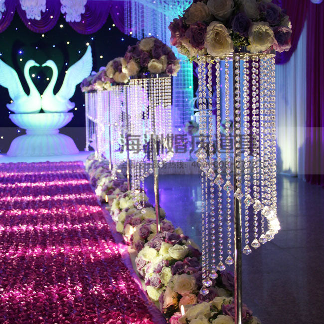 Weddings with Crystal themes