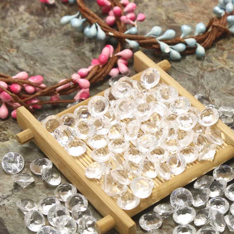 Clear Scatter Crystals – Wedding Table Decorations, Party Décor, Vase Fillers